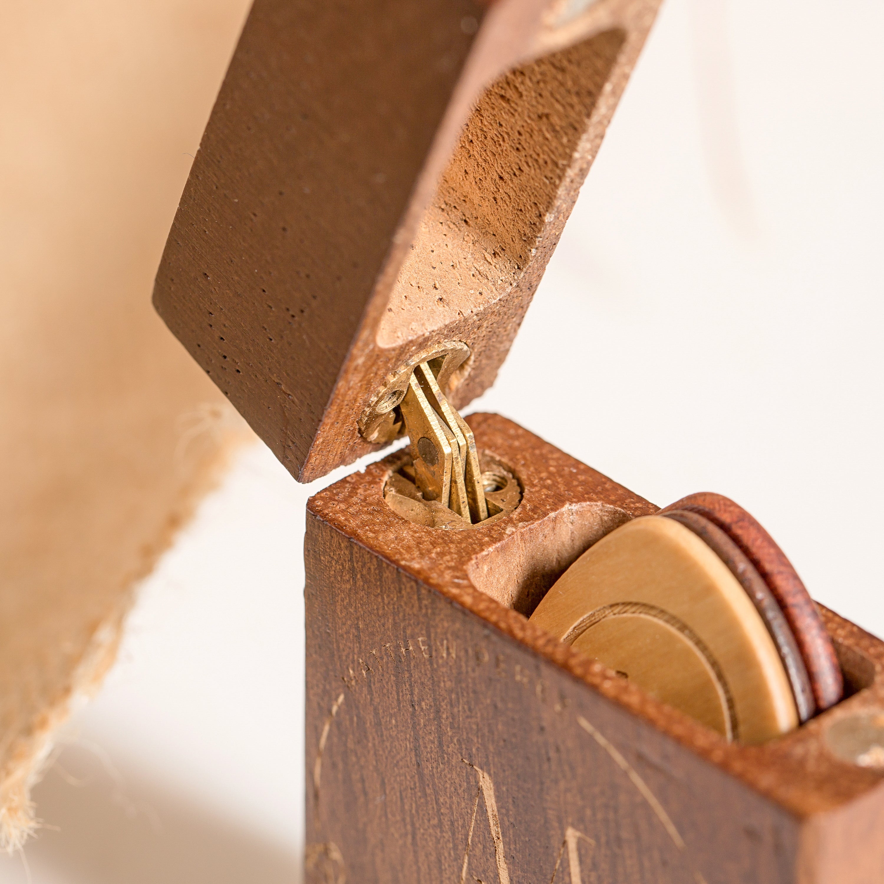 lighter case