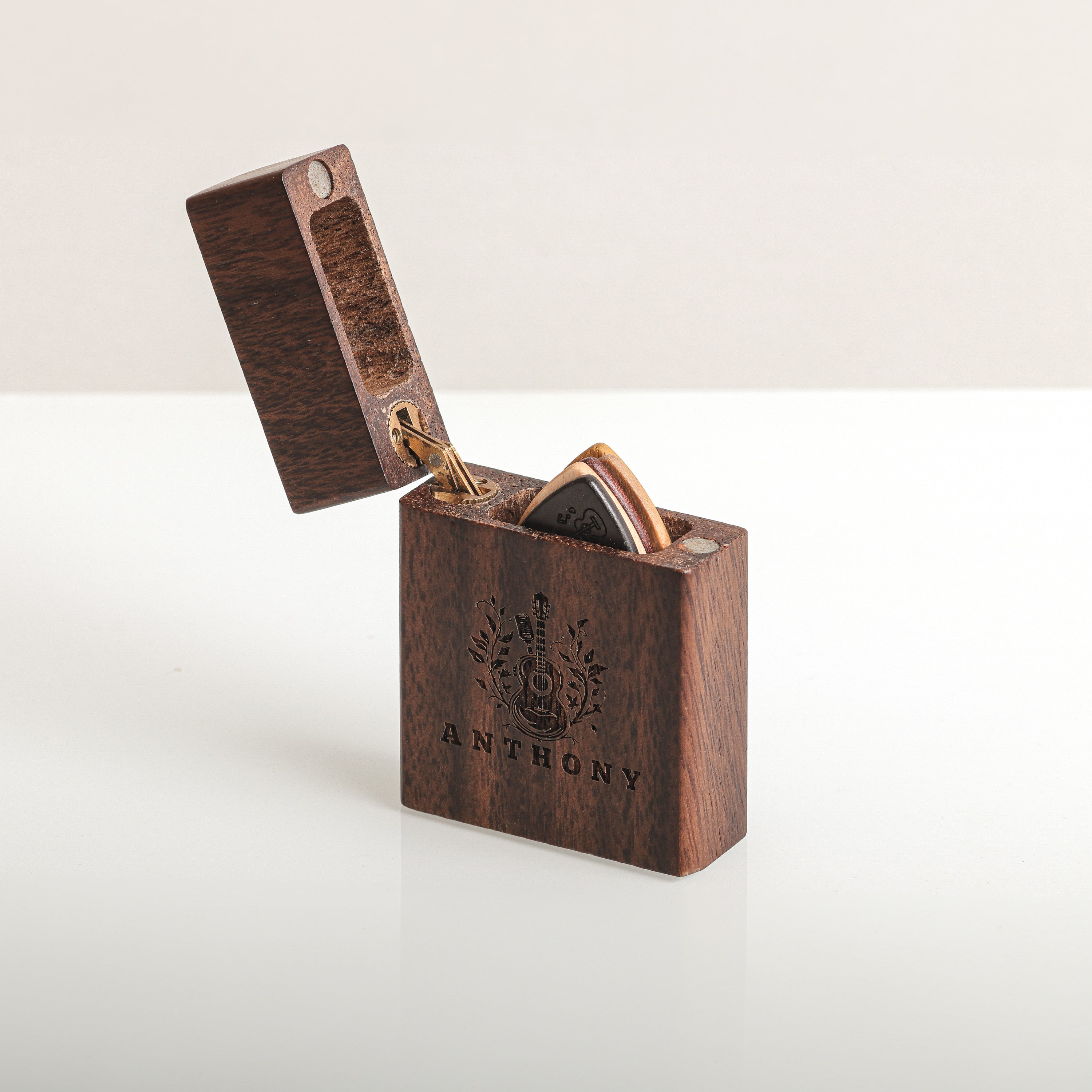lighter case